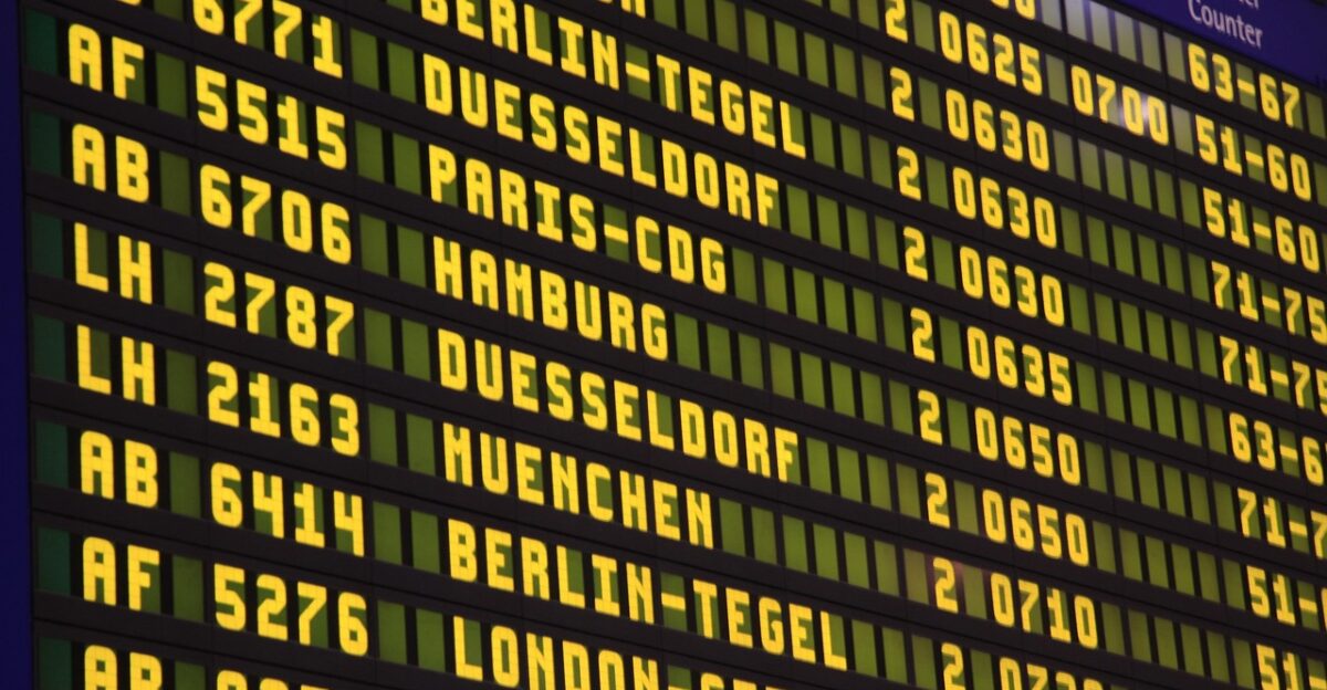 airport flights scoreboard flight travel advertisement flight data departure arrival airport airport airport airport airport