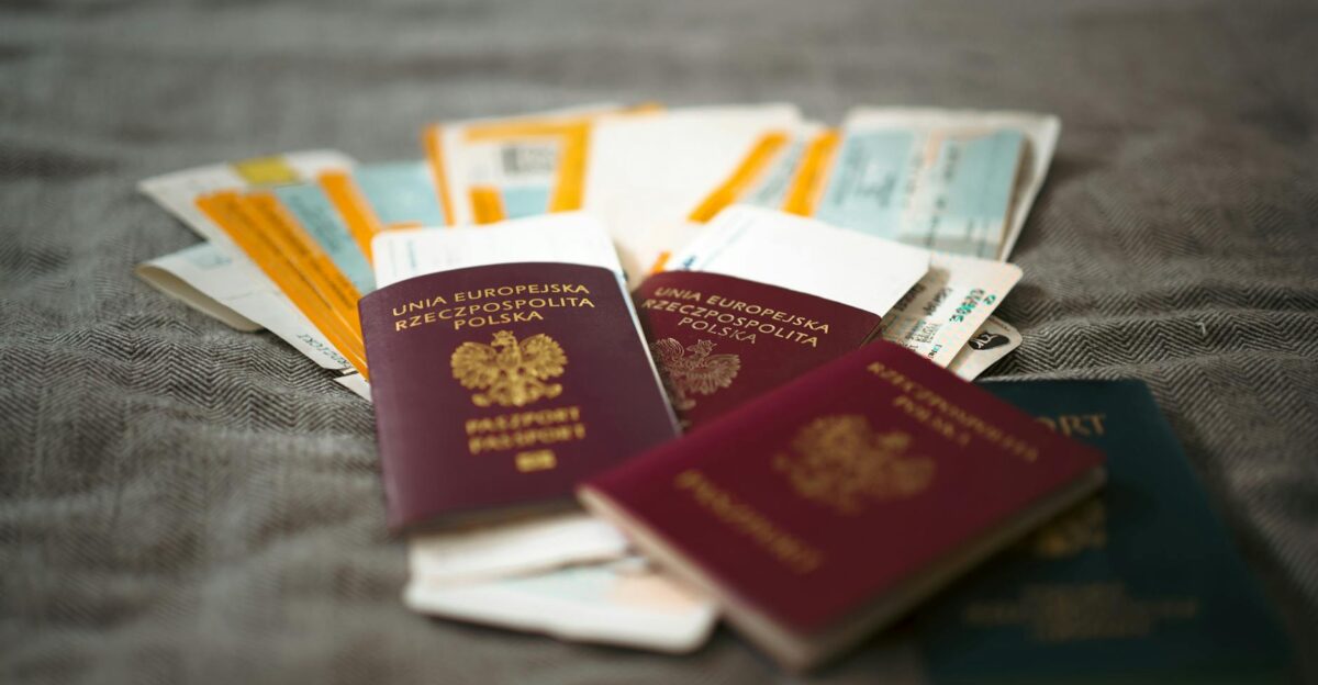passports with boarding passes Polish nationality