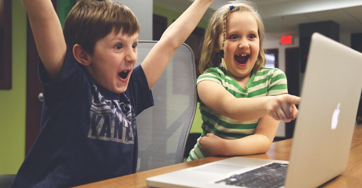 children win success video game play happy macbook creative computer laptop technology happiness portrait children children success success success happy happy happy happy happy computer computer computer computer laptop technology technology