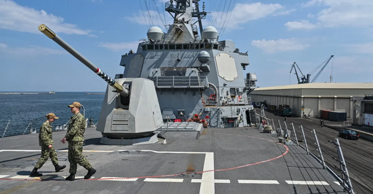 Why Trump Is Deploying US Warships Near Venezuela - Bloomberg