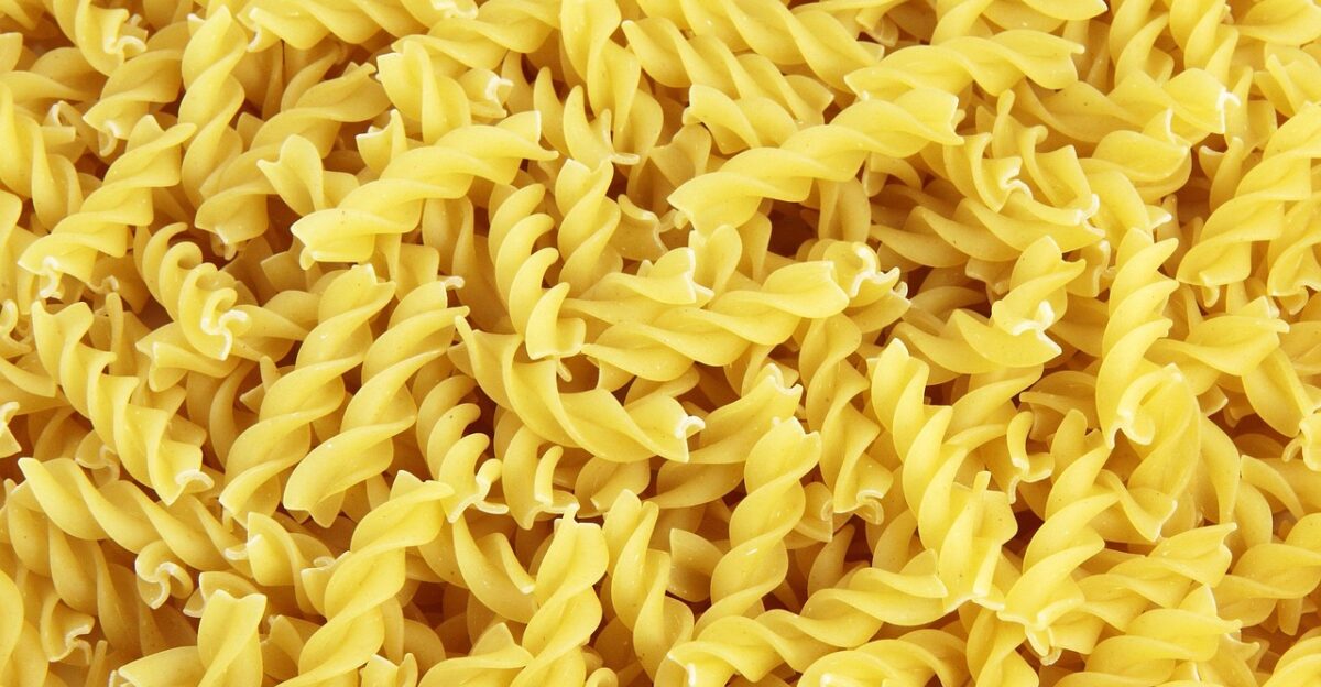 pasta windows wallpaper mac wallpaper rotini cool backgrounds beautiful wallpaper desktop backgrounds free background laptop wallpaper full hd wallpaper raw uncooked 4k wallpaper 1920x1080 uncooked pasta raw pasta twirl free wallpaper twirly pasta background eat food ingredients italian cuisine 4k wallpaper wallpaper hd hd wallpaper spiral wallpaper 4k food background