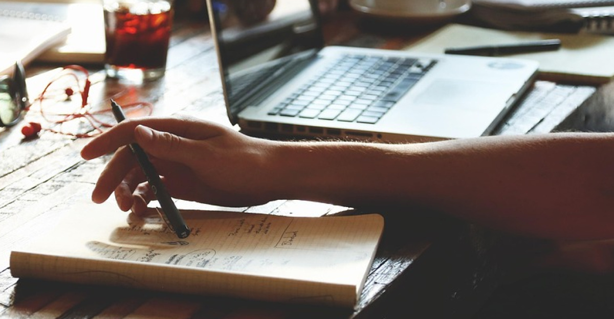 startup, start-up, people, silicon valley, teamwork, business, team, office, group, meeting, corporate, conference, company, men, partnership, table, technology, casual, successful, seminar, colleagues, working, planning, network, strategy, cooperation, professional, notes, notepad, writing, laptop, computer, drinks, business, business, business, business, business, team, team, office, office, meeting, meeting, meeting, company, technology, writing, writing, computer